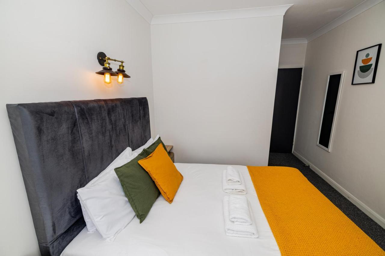 Woodford Hotel London Eksteriør bilde