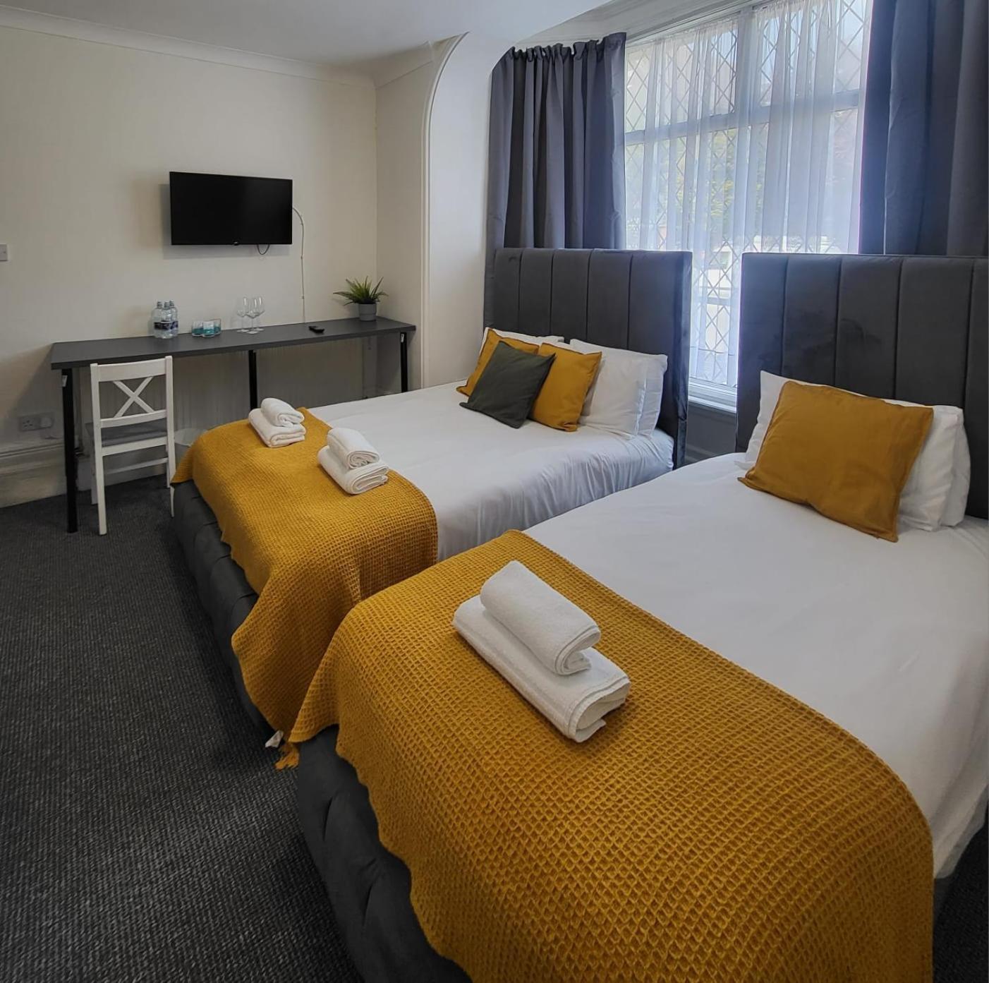 Woodford Hotel London Eksteriør bilde