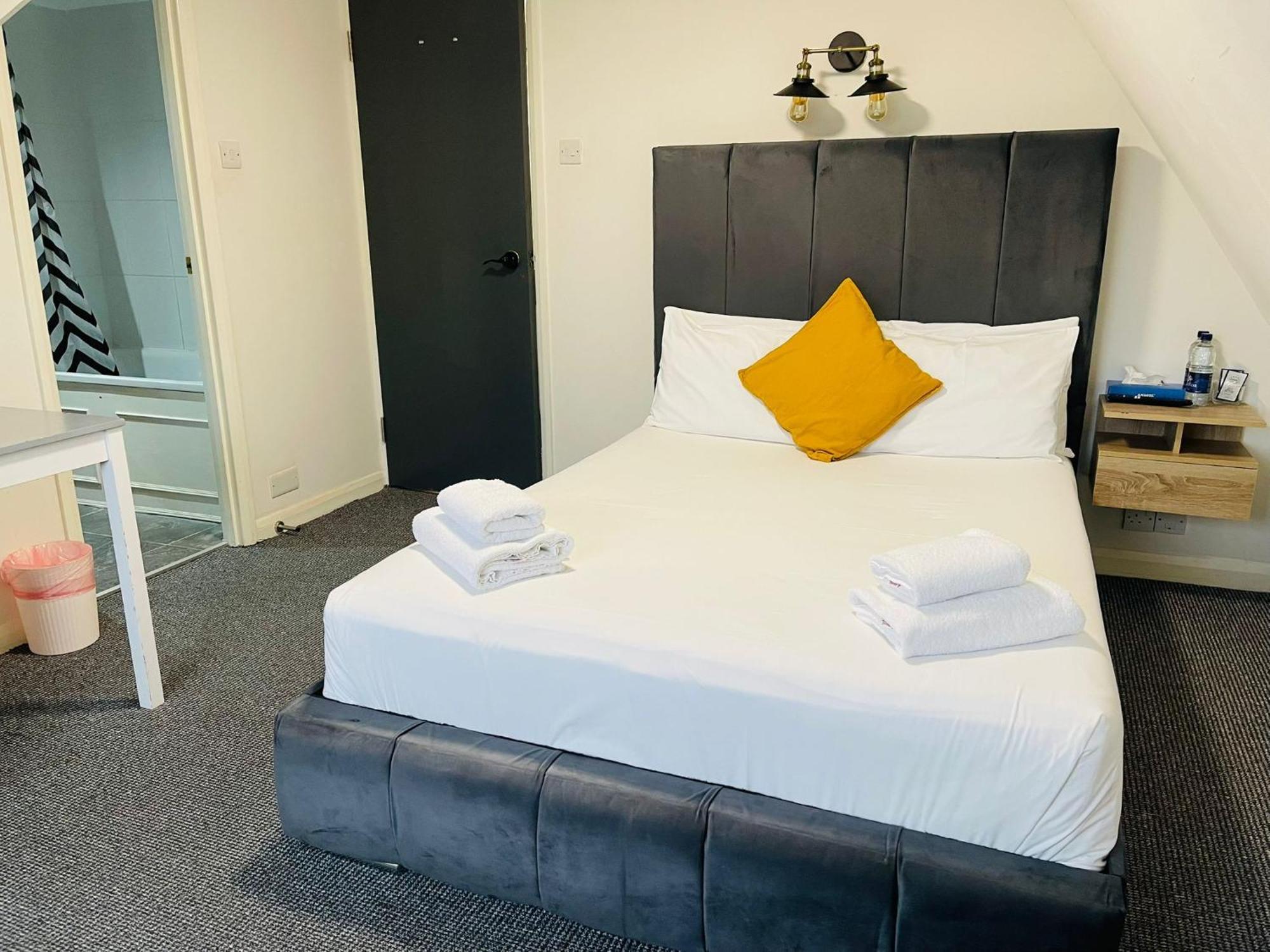 Woodford Hotel London Eksteriør bilde