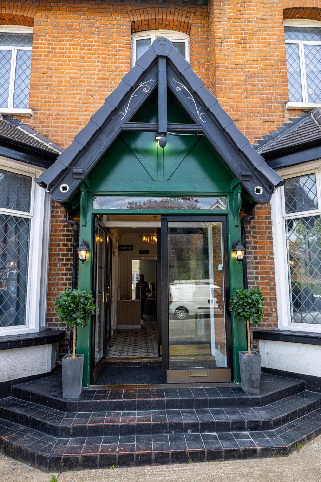 Woodford Hotel London Eksteriør bilde
