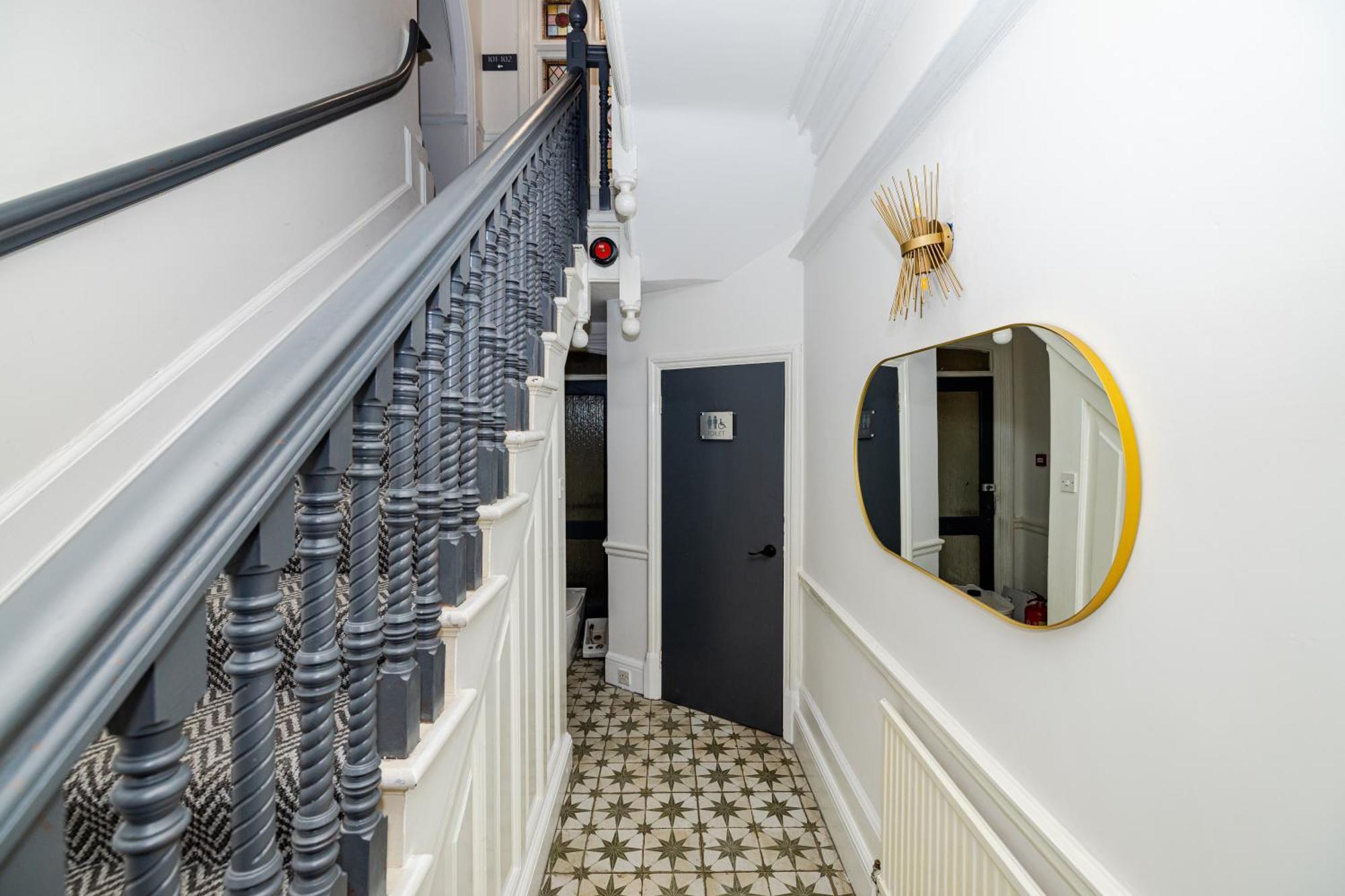 Woodford Hotel London Eksteriør bilde
