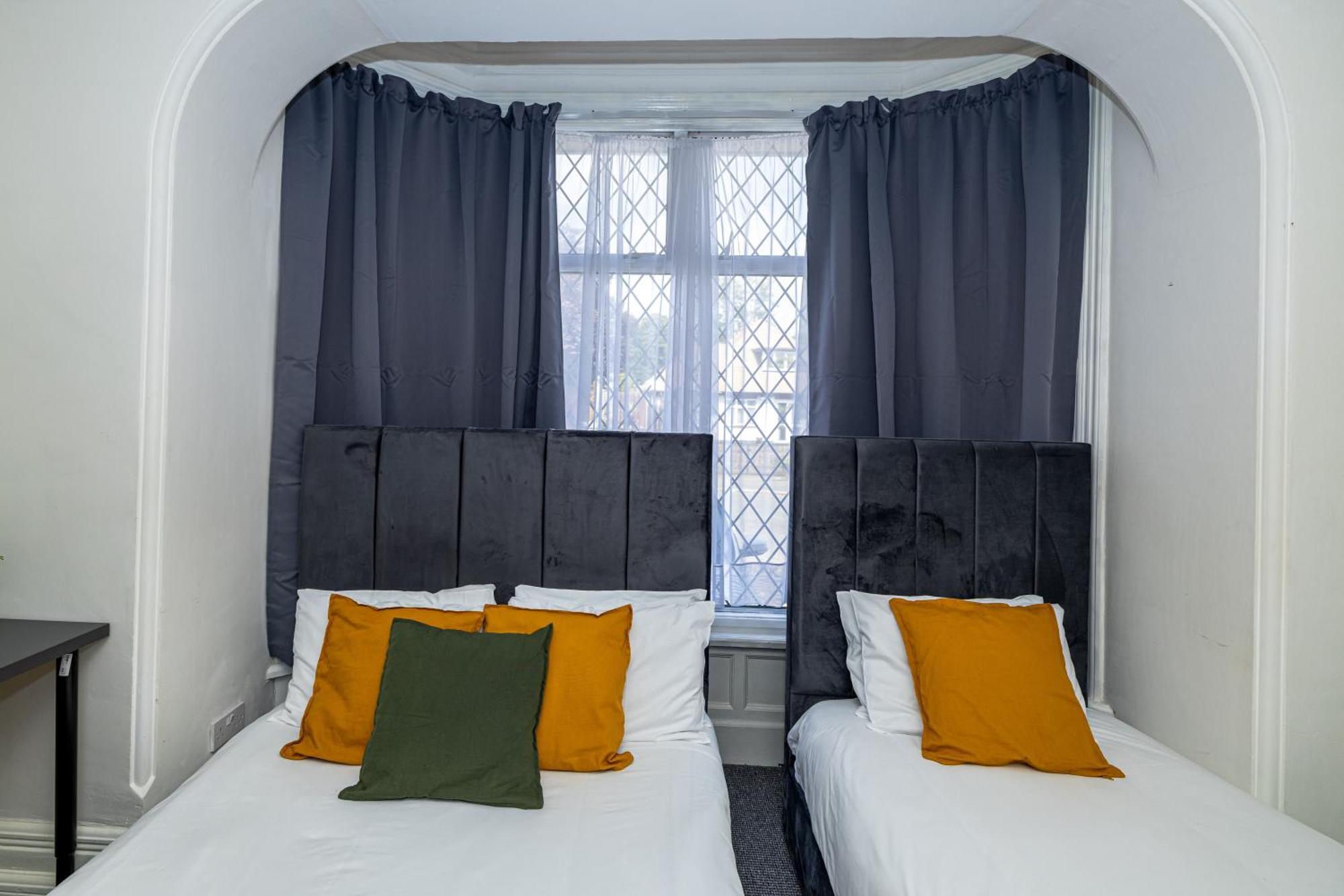 Woodford Hotel London Eksteriør bilde