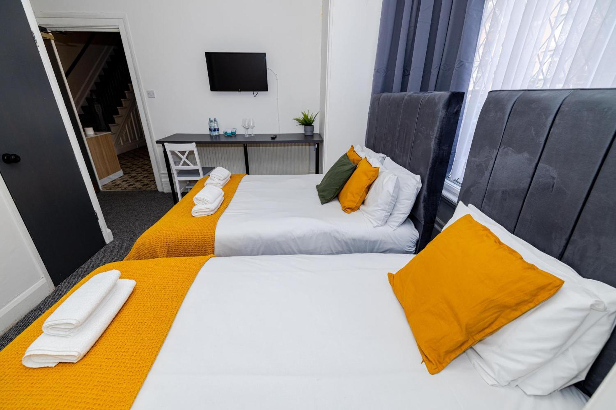 Woodford Hotel London Eksteriør bilde