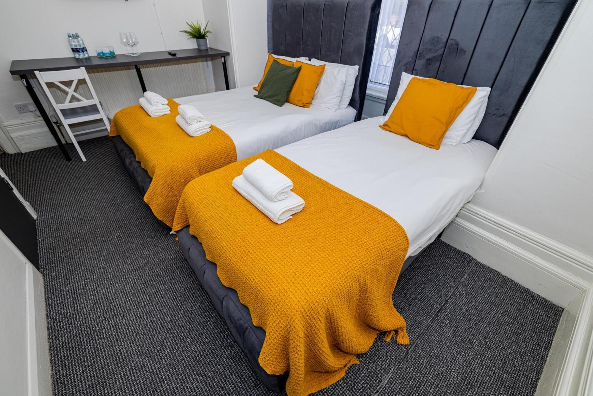 Woodford Hotel London Eksteriør bilde